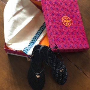 New Tory Burch Marion Quilted T-Strap Sandal